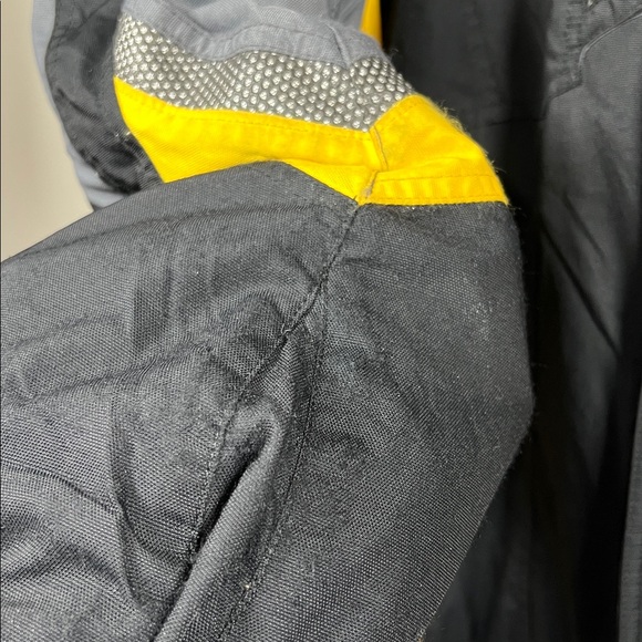 Spyder Vented Thinsulate Insulated Ski Snowboard Jacket - Picture 13 of 16